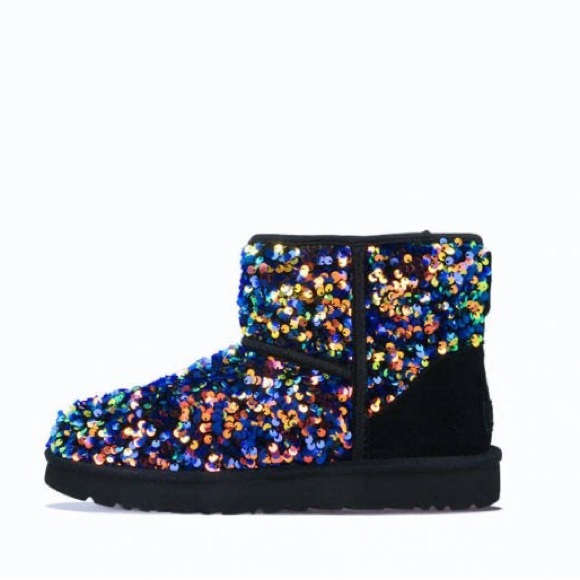 NIB Women’s Size 6 (Euro Size 36) UGG Classic Mini Sequin In Medallion Blue - Picture 2 of 15